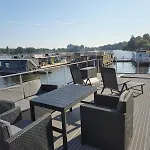 Schwimmendes Emsel Woma