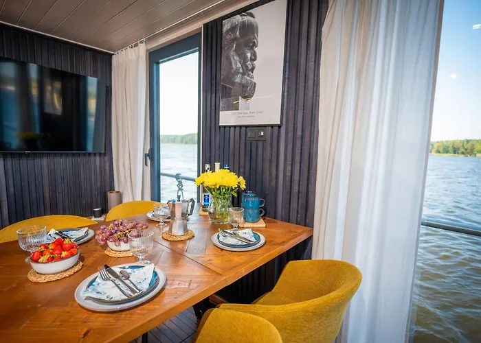 Schwimmendes Emsel Woma بيت للعطل Fürstenberg-Havel