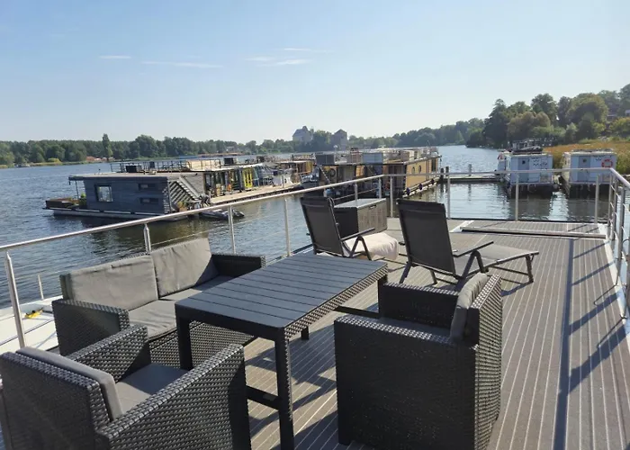 بيت للعطل Schwimmendes Emsel Woma Fürstenberg-Havel